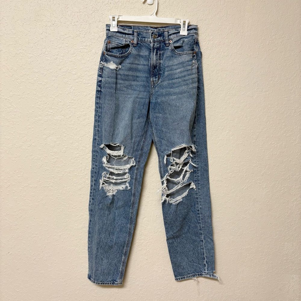 American Eagle Denim Blue Jeans Highest Rise Baggy Straight Size 2R Distressed